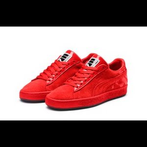 Puma X Mac Lady Danger Suede Sneaker